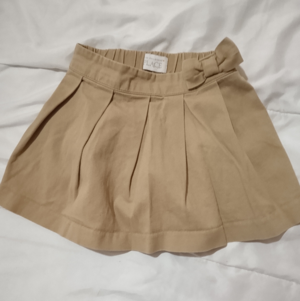 Children's Place size 5t khaki skirt